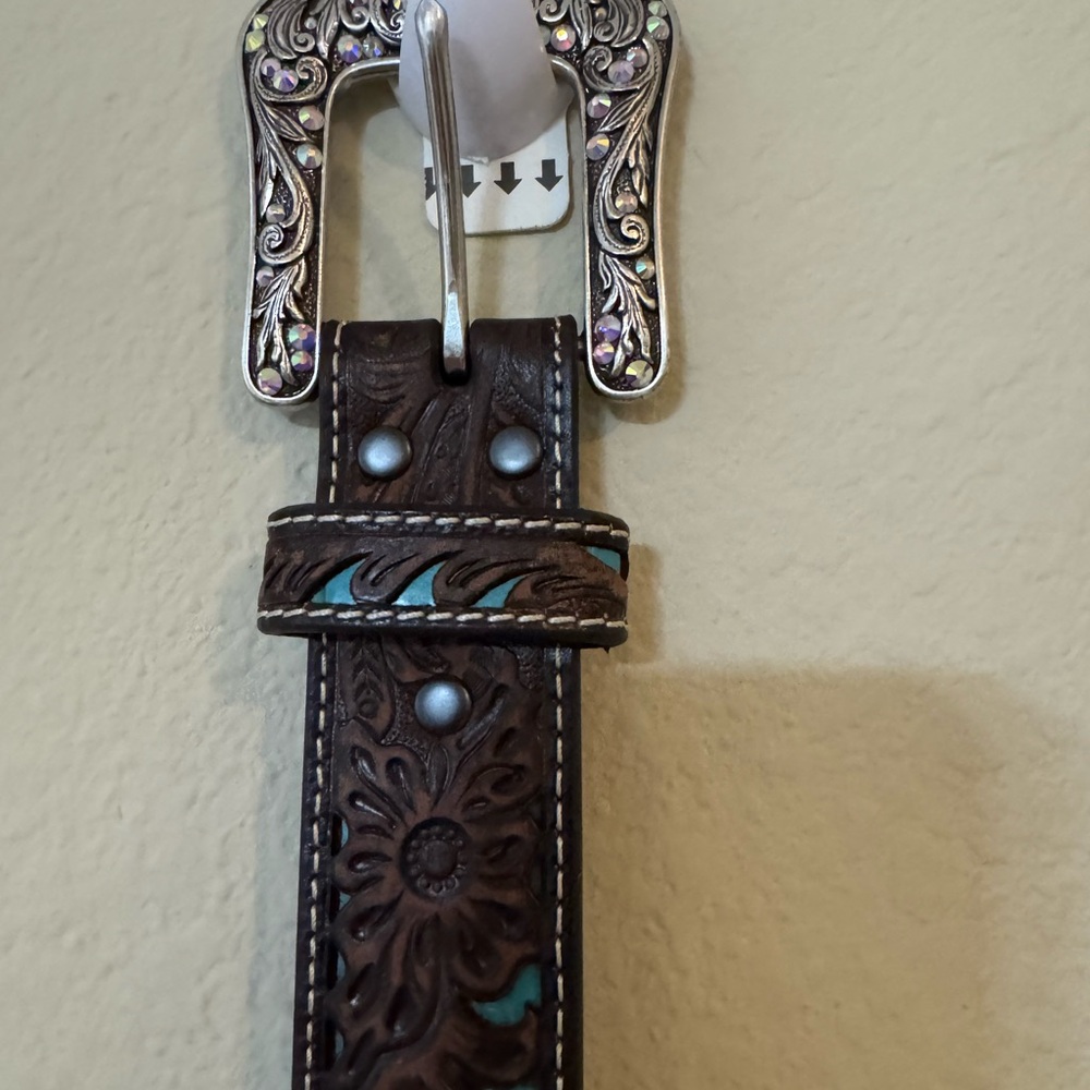 Ariat Brown Genuine Leather Belt with Silver Buckle and Swarovski Crystals - Picture 8 of 15